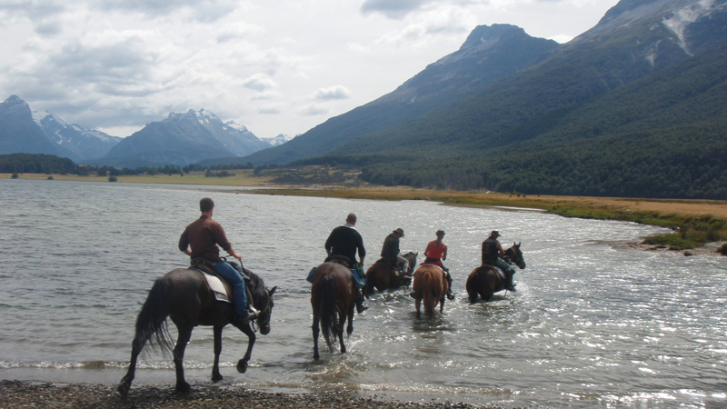 Ex Queenstown or GlenorchyOur most popular ride to date.  For Experienced Riders only this is a full-day ride that can't be missed, with up to six hours on horseback!  We will personally guide you across rivers and up into the High Country of the Rees Valley.